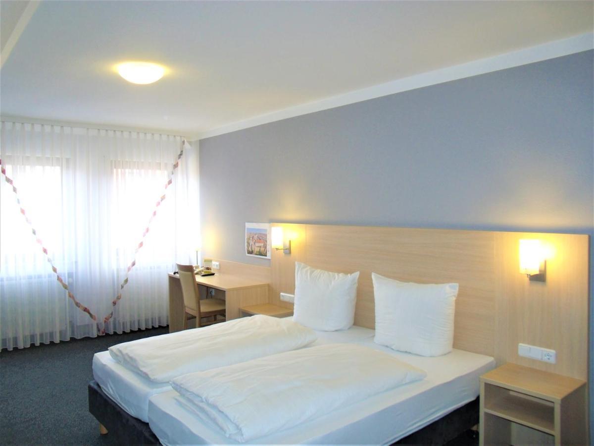וירצבורג Hotel Brehm מראה חיצוני תמונה