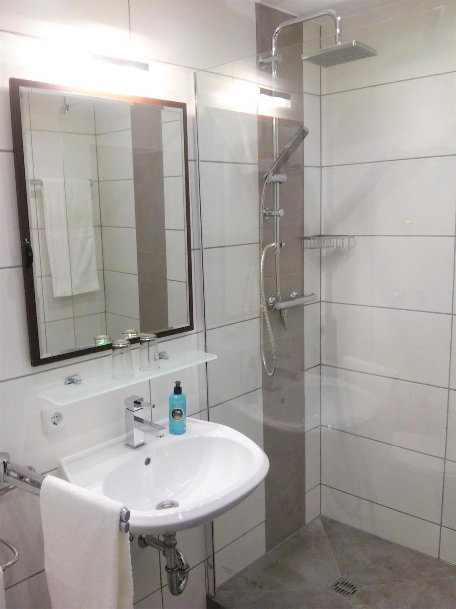 וירצבורג Hotel Brehm מראה חיצוני תמונה
